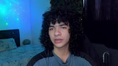 Steven independent model online show from 05/04/26, 08:49