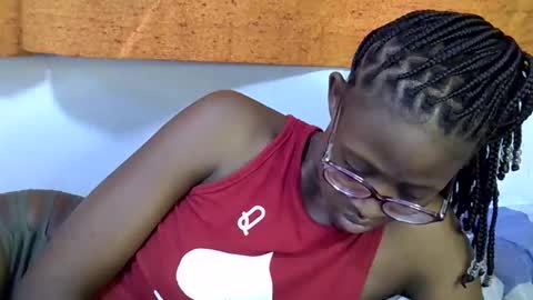 sweet_zarah online show from 03/11/26, 05:35