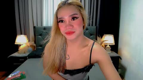bea takashi  online show from 05/16/26, 09:39