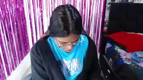Snapshot of sweetalmaa chatting on 06/22/26, 10:23 Alma online show from 06/22/26, 10:23