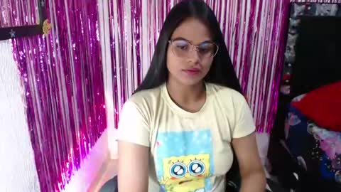 Snapshot of sweetalmaa chatting on 06/25/26, 01:26 Alma online show from 06/25/26, 01:26