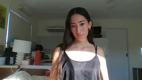 Amelia online show from 05/10/26, 10:15