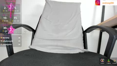 Andrea Cheryl GiLandreagil80 In Instagram online show from 12/14/24, 09:29