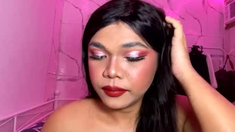 Leith Madrigal online show from 10/28/25, 08:44