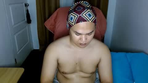 sweetasiangay online show from 02/06/26, 09:23