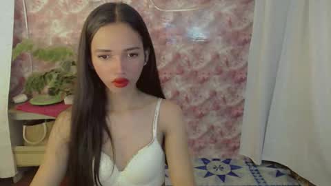 Snapshot of sweetasiankristine chatting on 05/31/26, 05:48 CHRISTINE online show from 05/31/26, 05:48