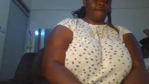 Snapshot of sweetbaby46 chatting on 09/17/25, 10:39 sweetbaby46 online show from 09/17/25, 10:39