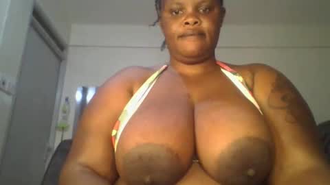 Snapshot of sweetbaby46 chatting on 10/22/25, 03:07 sweetbaby46 online show from 10/22/25, 03:07