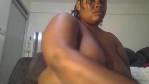 Snapshot of sweetbaby46 chatting on 10/29/25, 09:55 sweetbaby46 online show from 10/29/25, 09:55