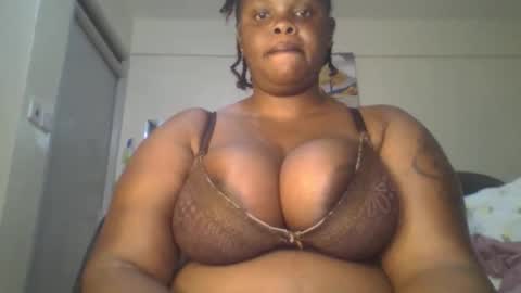 Snapshot of sweetbaby46 chatting on 11/04/25, 03:27 sweetbaby46 online show from 11/04/25, 03:27