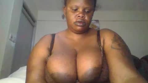 Snapshot of sweetbaby46 chatting on 11/22/25, 04:11 sweetbaby46 online show from 11/22/25, 04:11