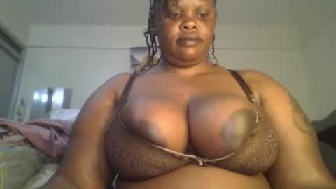 Snapshot of sweetbaby46 chatting on 11/24/25, 03:28 sweetbaby46 online show from 11/24/25, 03:28