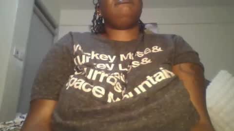 Snapshot of sweetbaby46 chatting on 11/28/25, 05:15 sweetbaby46 online show from 11/28/25, 05:15