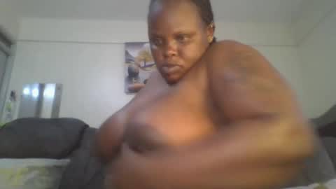 Snapshot of sweetbaby46 chatting on 12/21/25, 12:45 sweetbaby46 online show from 12/21/25, 12:45