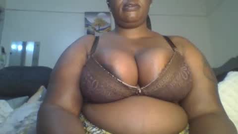 Snapshot of sweetbaby46 chatting on 01/08/26, 04:04 sweetbaby46 online show from 01/08/26, 04:04