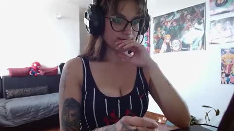 Bella  online show from 09/23/25, 05:27