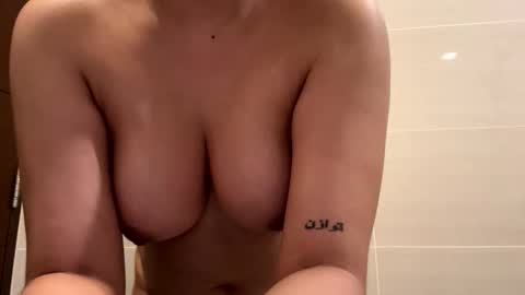 SweetBellaAsian online show from 02/20/26, 12:49