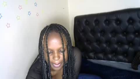 sweetberry30 online show from 12/12/24, 01:28