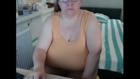 Sweetboobs85h online show from 12/03/25, 10:30