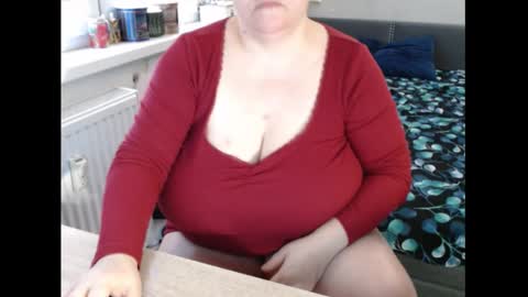 Sweetboobs85h online show from 03/07/26, 11:29