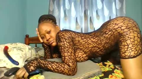 Snapshot of sweetbutterfly99 chatting on 09/12/25, 03:39 sweetbutterfly99 online show from 09/12/25, 03:39