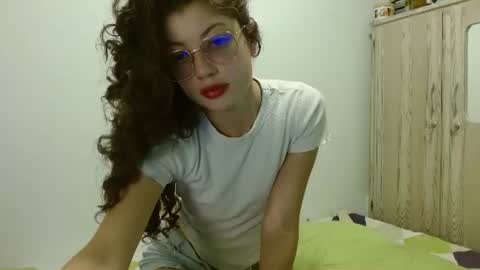 Snapshot of sweetcalm_ chatting on 07/20/26, 04:16 sweetcalm_ online show from 07/20/26, 04:16