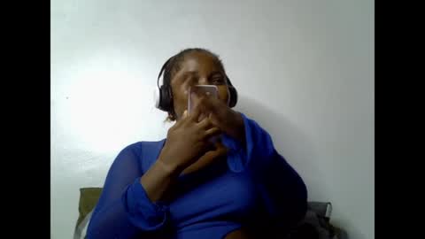 sweetcoochiex online show from 06/12/26, 08:41