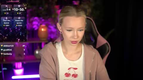 Lina online show from 03/08/26, 08:18