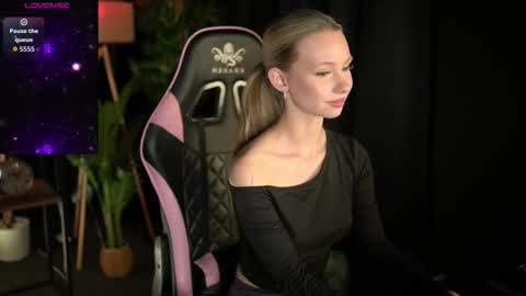 Lina online show from 03/20/26, 05:07