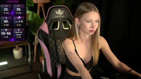 Lina online show from 04/01/26, 03:53