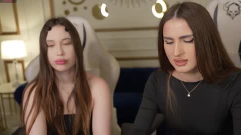 Amelia online show from 09/11/25, 07:03