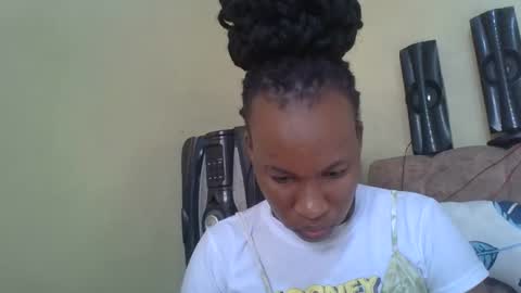 sweetdiva2012 online show from 10/26/25, 05:24