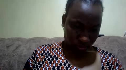 sweetdiva2012 online show from 06/11/26, 03:37