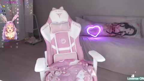 Snapshot of sweetdollyx_ chatting on 09/15/25, 09:37 sweetdollyx_ online show from 09/15/25, 09:37