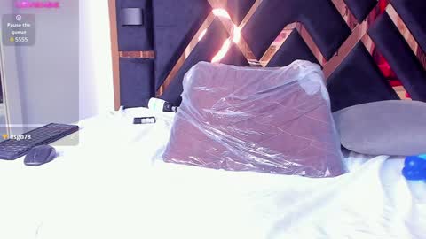 Jimena online show from 12/19/24, 02:13