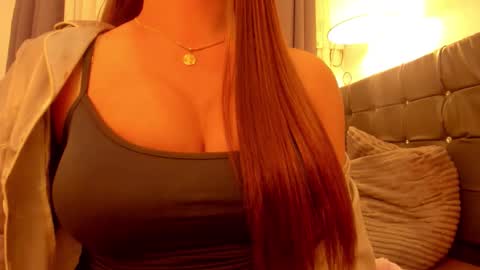 sweetest_one4 online show from 03/23/26, 07:45