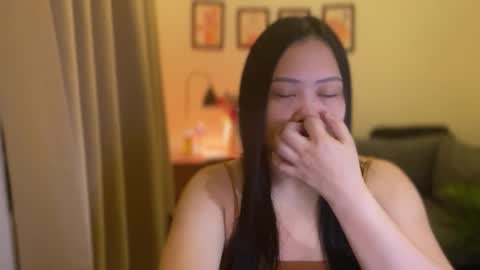 Snapshot of sweetestsmile_ chatting on 10/17/25, 02:26 Khaye online show from 10/17/25, 02:26