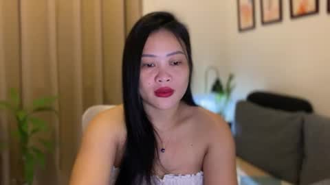 Snapshot of sweetestsmile_ chatting on 08/06/26, 12:23 Khaye online show from 08/06/26, 12:23