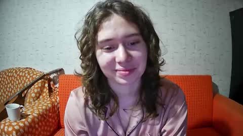 sweetfaina online show from 11/17/25, 09:20