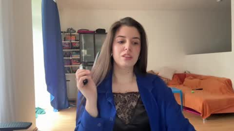Snapshot of sweetfenomen67 chatting on 05/09/26, 08:52 Joanna online show from 05/09/26, 08:52