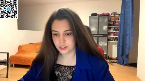 Snapshot of sweetfenomen67 chatting on 05/11/26, 08:06 Joanna online show from 05/11/26, 08:06