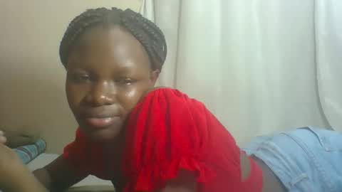 Snapshot of sweetgal2025 chatting on 05/19/26, 03:51 EUNICE online show from 05/19/26, 03:51