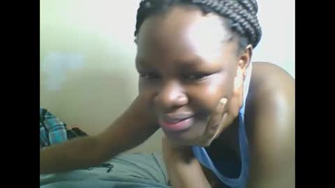Snapshot of sweetgal2025 chatting on 06/11/26, 12:43 EUNICE online show from 06/11/26, 12:43