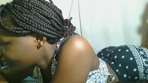 Snapshot of sweetgal2025 chatting on 06/17/26, 02:29 EUNICE online show from 06/17/26, 02:29
