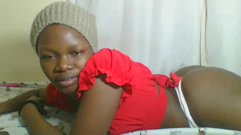 Snapshot of sweetgal2025 chatting on 06/30/26, 06:09 EUNICE online show from 06/30/26, 06:09