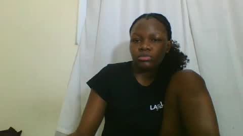 Snapshot of sweetgal2025 chatting on 07/12/26, 05:37 EUNICE online show from 07/12/26, 05:37