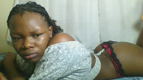 Snapshot of sweetgal2025 chatting on 07/19/26, 11:30 EUNICE online show from 07/19/26, 11:30