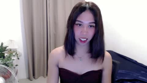 Snapshot of sweetgirl_acxx chatting on 06/21/26, 04:15 Just call me AC online show from 06/21/26, 04:15