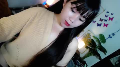 Snapshot of sweetgirl_mayxx chatting on 06/05/26, 05:18 May online show from 06/05/26, 05:18