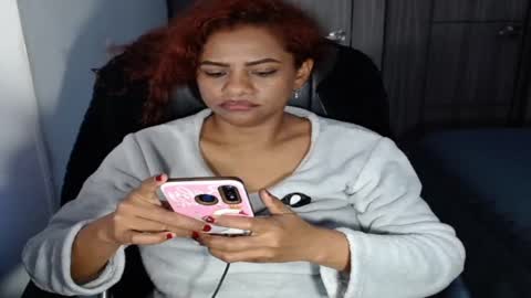 Snapshot of sweetgirlm_ chatting on 02/14/25, 06:40 Any online show from 02/14/25, 06:40